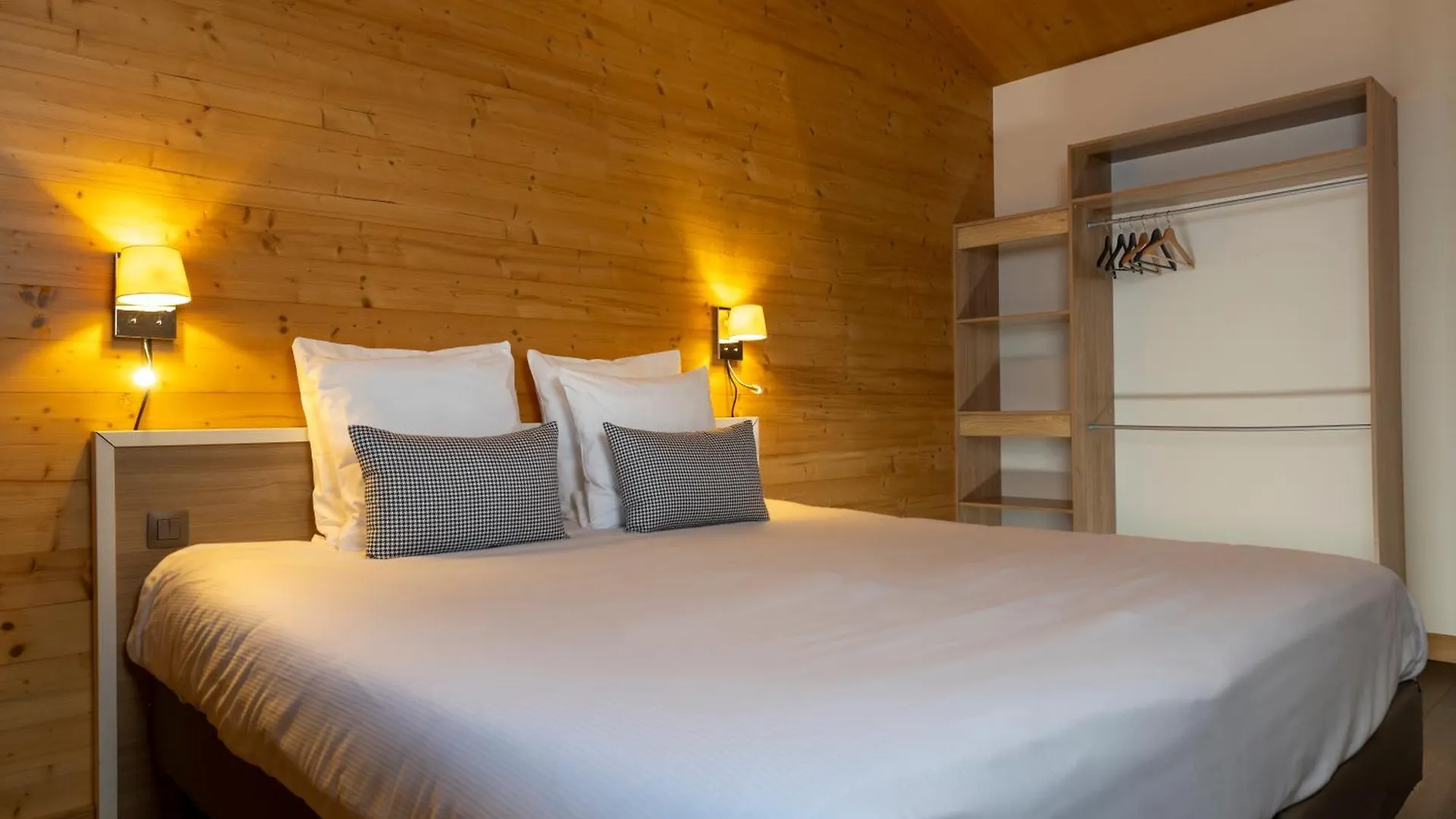 ***  Hotel De L'Arve By Happyculture Chamonix France
