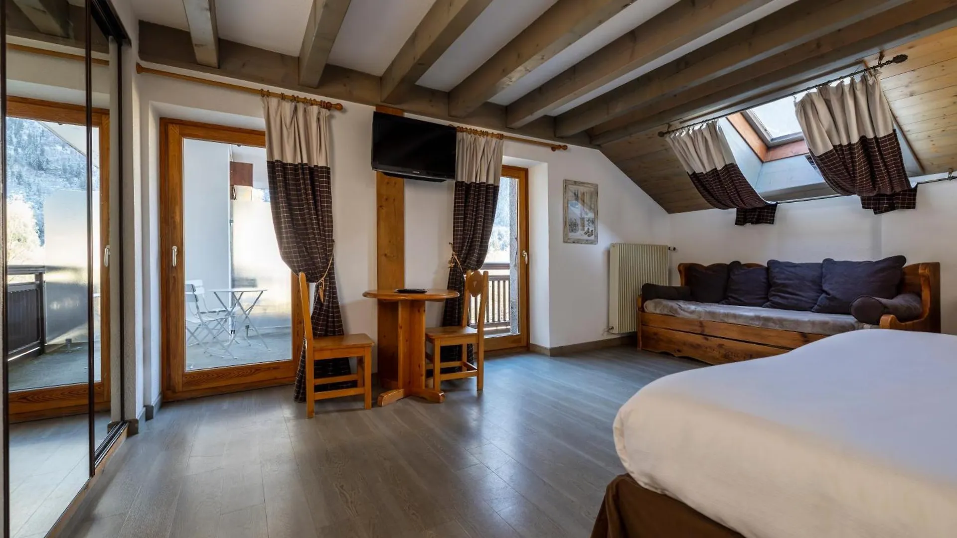 Hotel De L'Arve By Happyculture Chamonix