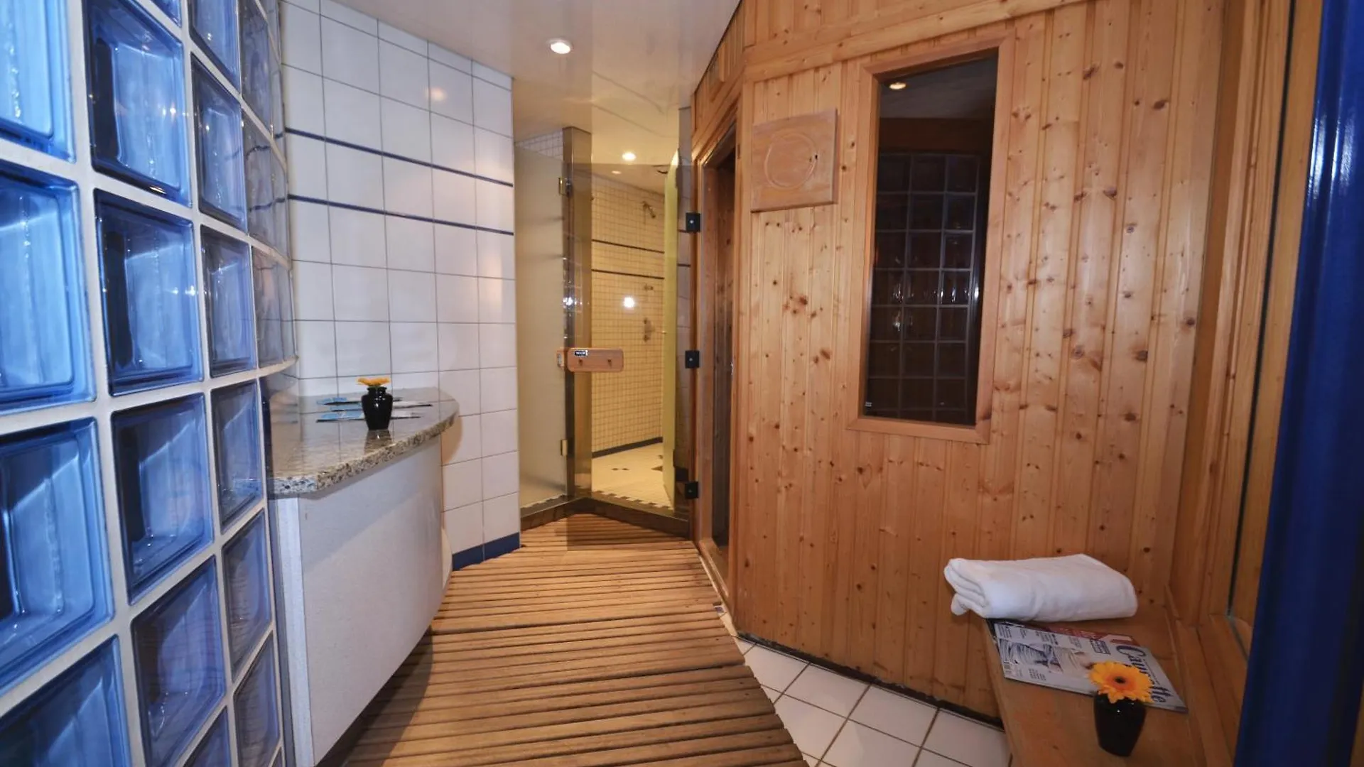 ***  Hotel De L'Arve By Happyculture Chamonix France